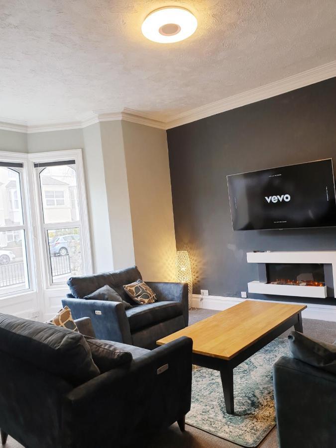 No 27 Chapel Street Guest House ลันดิดโน ภายนอก รูปภาพ
